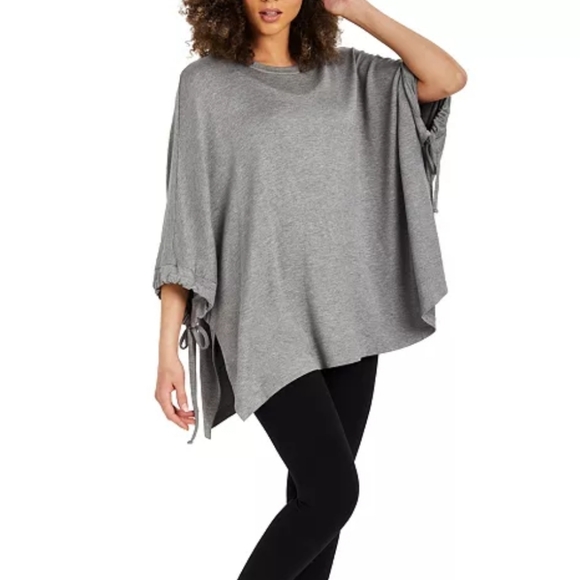 Motherhood Maternity Tops - Casual, soft poncho. Motherhood Maternity all-trimester and nursing. One size.